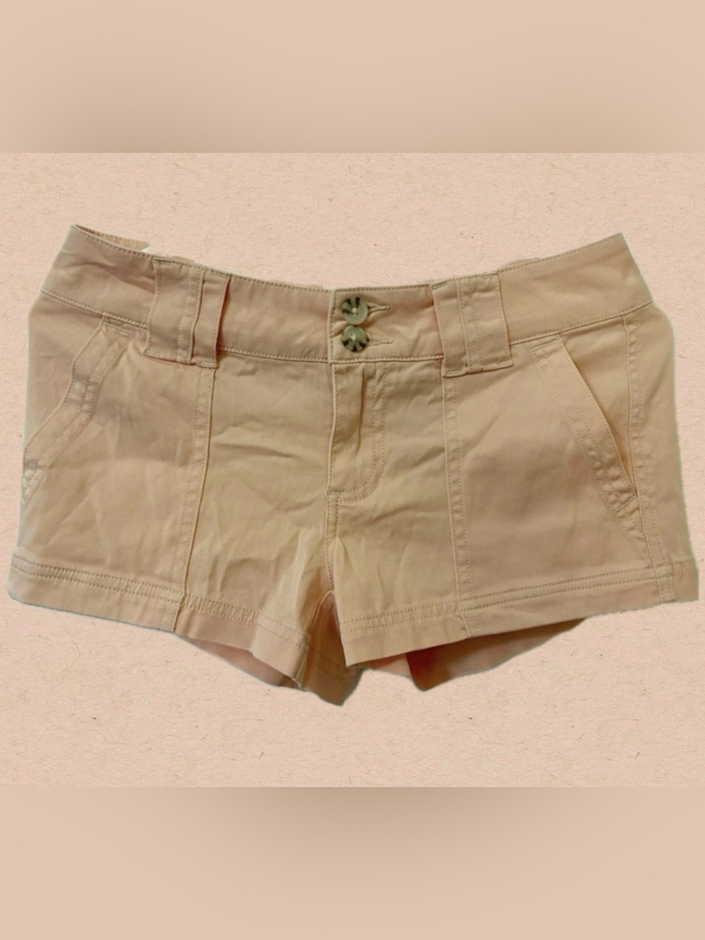 Buckle Women's Stella Low-Rise  Peach Double-Button Cotton Shorts